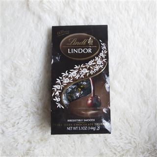 lindor巧克力一颗多少(一个lindor巧克力热量)